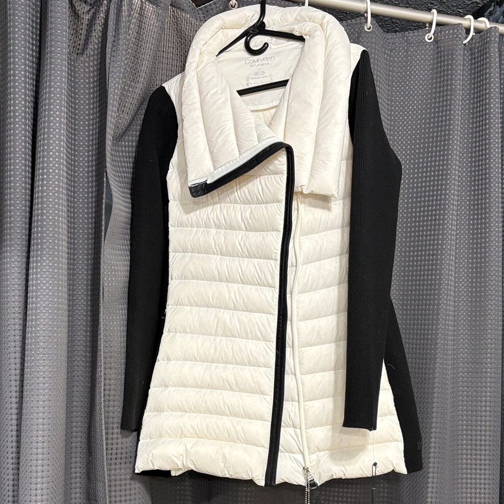 Calvin Klein White Quilted Puffer Vest with Black Knit Sleeves